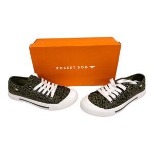 Rocket Dog Olive Green Bengal Camo Jumpin' Sneakers 7.5